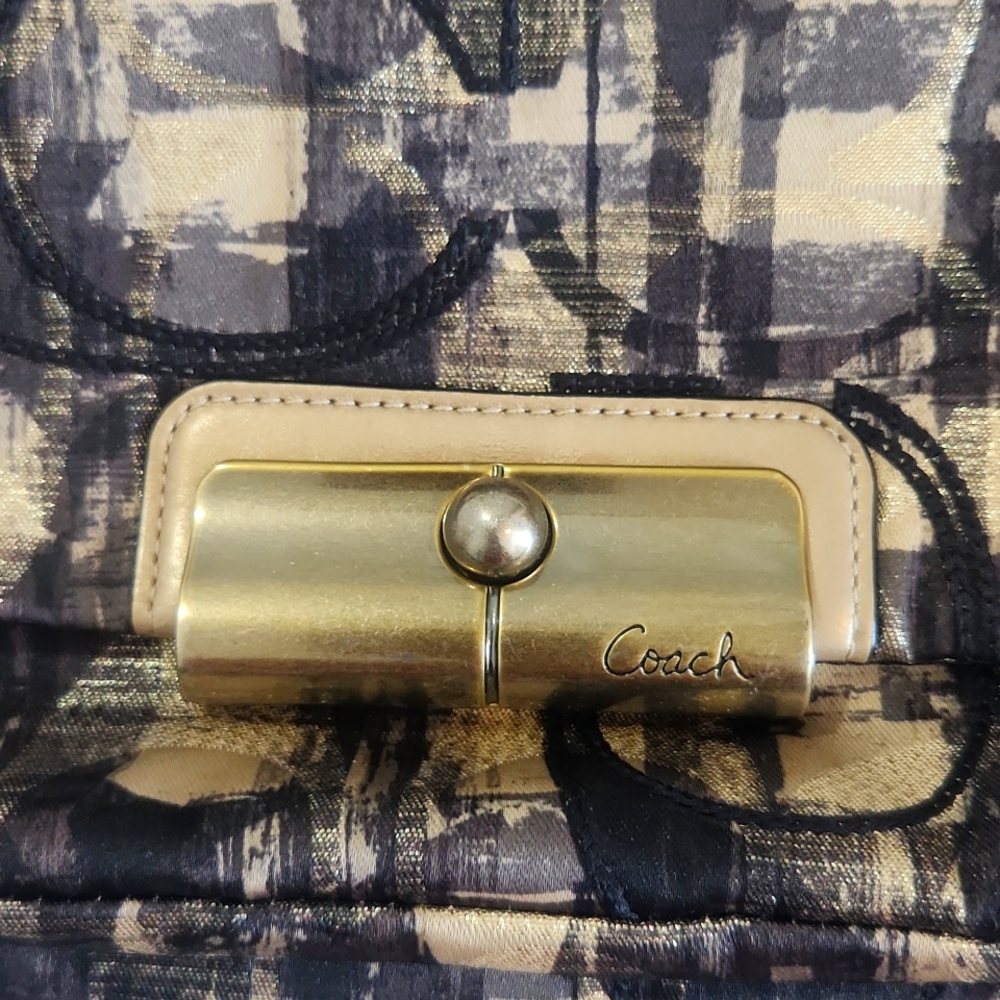 Coach Signature bag - Picture 2 of 7